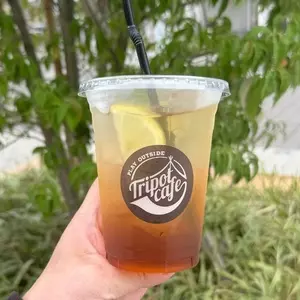 Tripot cafe BAKE stand Hotei（トライポット カフェ ベイク スタンド ホテイ）