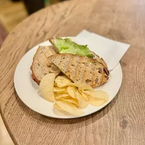 CAFE SWEET 縄手本店（カフェスイート）