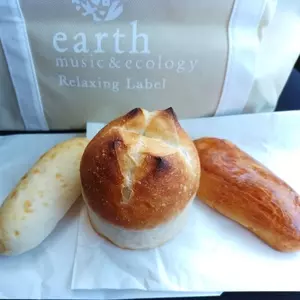 ブランジェリー ももパン