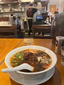 万豚記 代々木店