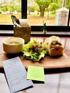 1110カフェ/ベーカリー（1110CAFE/BAKERY、イチイチイチマル、川口）