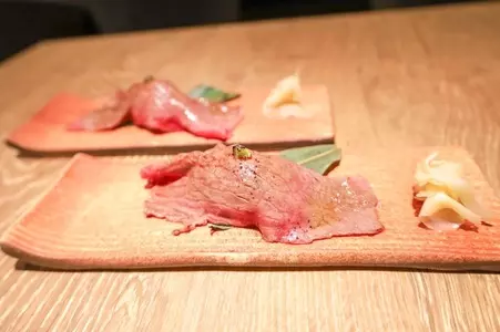幻の和牛と三崎港直送鮮魚 モルゲン 横浜駅前店