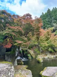 耶馬溪ダム記念公園 溪石園
