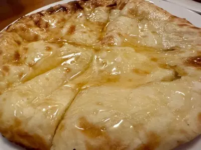 ASIAN KITCHEN KATHMANDU 四日市店（アジアンキッチン カトマンズ）