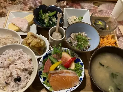 KASUMI izakaya+restaurant（【旧店名】棲家）