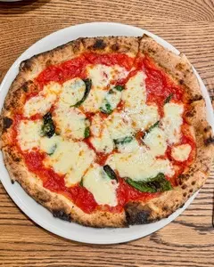 PIZZERIA PULCINO（ピッツェリア プルチーノ）