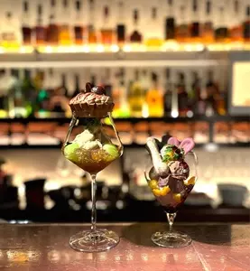 Sweets&bar Mont Pignon（スイーツバー モンピニョン【旧店名】SweetS ＆ bar Fauchon）