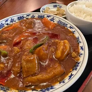 重慶茶樓（ジュウケイサロウ）