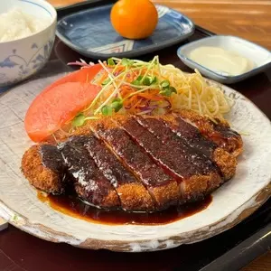 みそかつ レスト サカエ