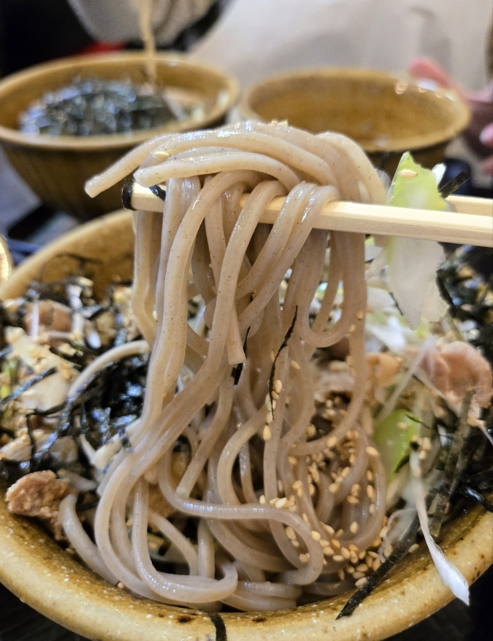 じゅりぽんさんが投稿したなぜ蕎麦にラー油を入れるのか。 新橋店に関する口コミの画像