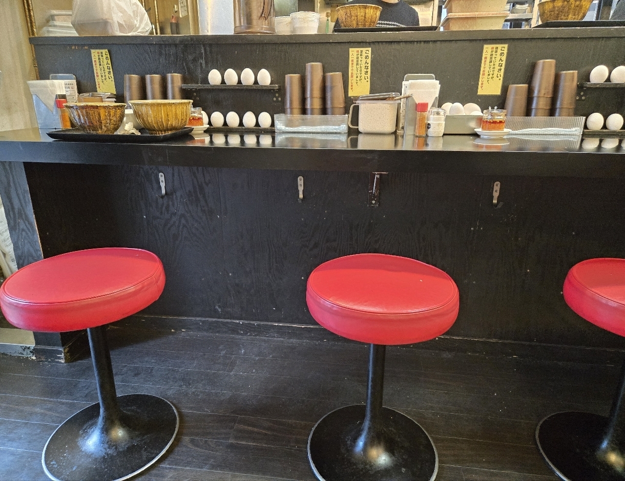 じゅりぽんさんが投稿したなぜ蕎麦にラー油を入れるのか。 新橋店に関する口コミの画像