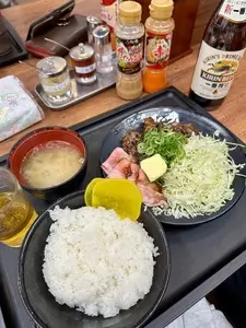 伝説のすた丼屋 渋谷店