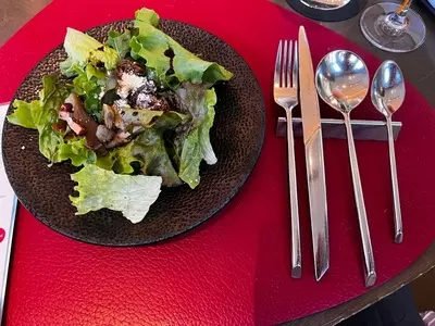 TAVERN by the green ザ　ストリングス　表参道 3枚目