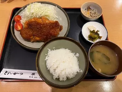 とんかつ華家