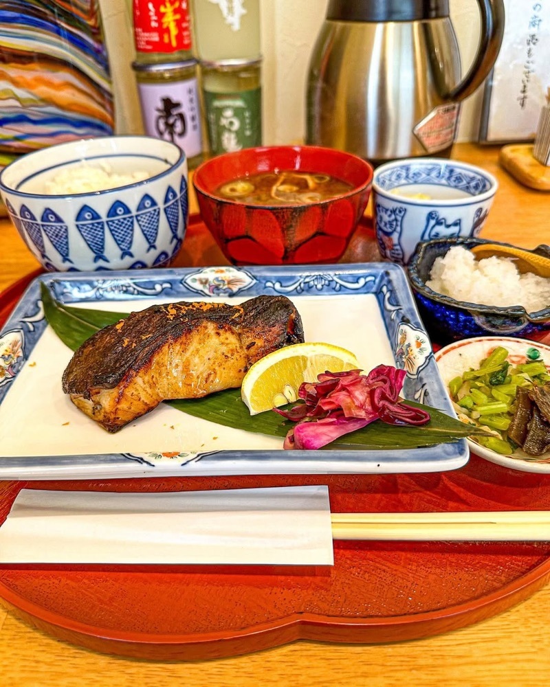 40s_gourmetさんが投稿した炭火焼き魚弁当 すみさわに関する口コミの画像