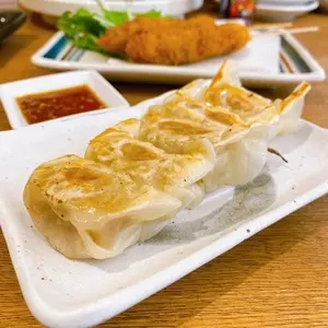 餃子のネオ大衆酒場 ニューカムラ 栄プリンセス大通り店