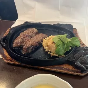レストラン車留夢