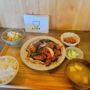 居方食堂（いかたしょくどう）