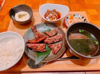 牛たん伊地知 五反田東急スクエア店