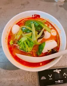 七宝麻辣湯 五反田店（チーパオマーラータン）