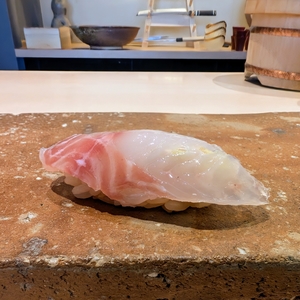 鮨まえだ 2枚目