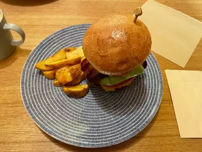 BOX BURGER 宮城野本店