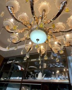 シャンデリア飲茶 8枚目