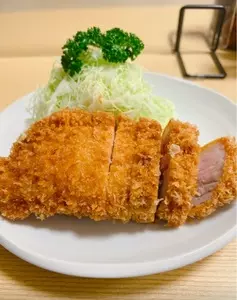 とんかつ燕楽（エンラク）