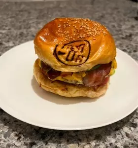 Reg-On Diner 渋谷本店（レッグオンダイナー）