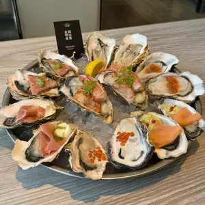 ザ オイスタールーム 名古屋ラシック店（THE OYSTER ROOM【旧店名】ガンボ＆オイスターバー）
