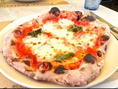 Pizzeria Bakka M'unica（ピッツェリア バッカ ムニカ）
