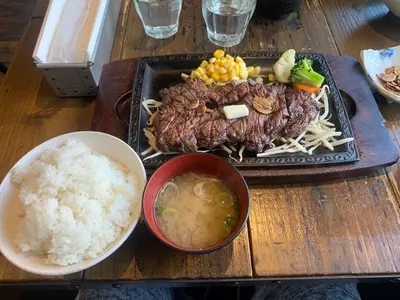 ビフテキ屋 まるり