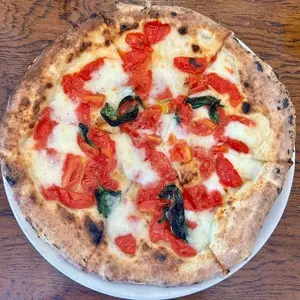 ピッツェリア ジターリア ダ フィリッポ（PIZZERIA GTALIA DA FILIPPO）
