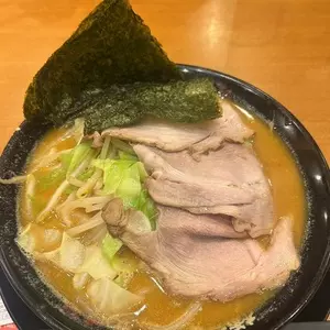 横浜家系ラーメン 有楽家 共和店