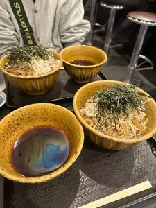 なぜ蕎麦にラー油を入れるのか。 渋谷店 