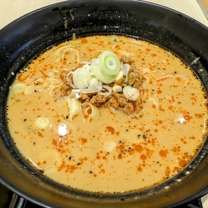 劉家 西安刀削麺 熱田高校前店(リュウカ セイアントウショウメン) 2枚目