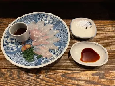 八景バル ワインと日本酒