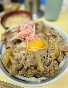 牛丼専門サンボ（さんぼ）