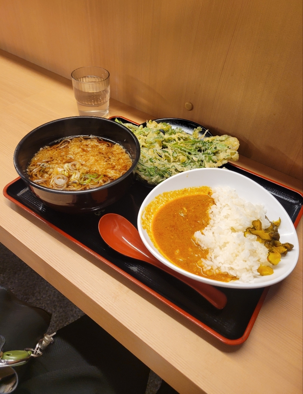 じゅりぽんさんが投稿したよもだそば 有楽町店に関する口コミの画像