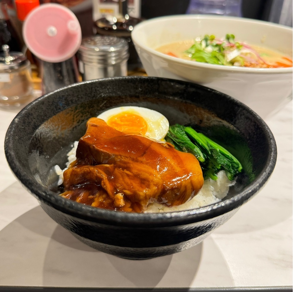 鉄道王さんが投稿した名驛式担々麺 しゃち福に関する口コミの画像