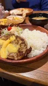 びっくりドンキー 新宿靖国通り店