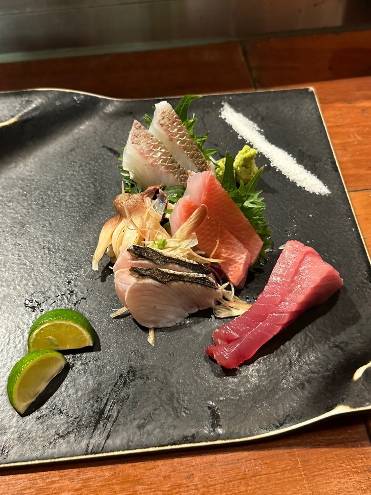 ぴょんたI 東京グルメ・居酒屋さんが投稿した魚まみれ眞吉 宮益坂店に関する口コミの画像