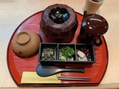 肉まぶし専門店 稀（MARE）