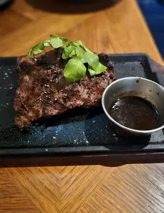 QUAYS pacific grill（キーズ パシフィック グリル）
