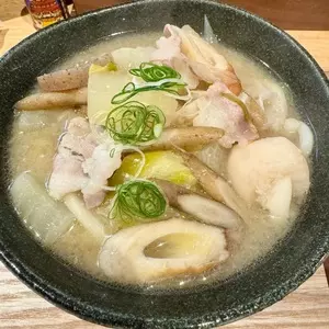 にこみや 岳