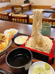 そば処山茂登