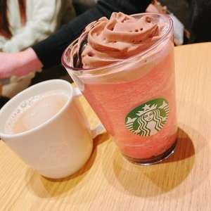 スターバックスコーヒー 阪神梅田本店 地下2階店（STARBUCKS COFFEE）