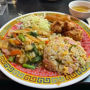 葵飯店（アオイハンテン）