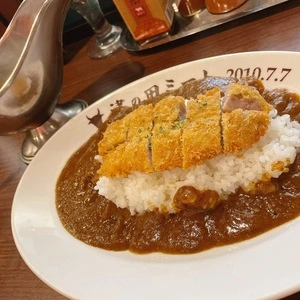 津の田ミート エミル高槻店