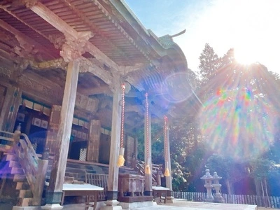 金華山黄金山神社